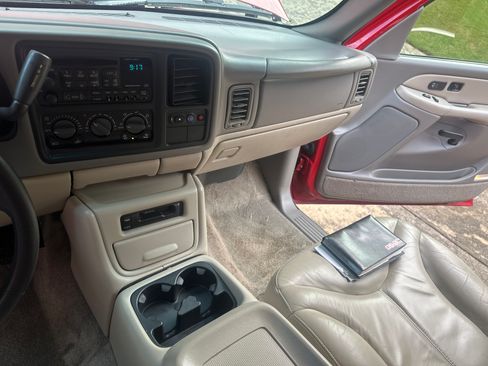 Used 2000 GMC Yukon XL SLT w/ SLT Marketing Opt Pkg AWD/4WD image 15