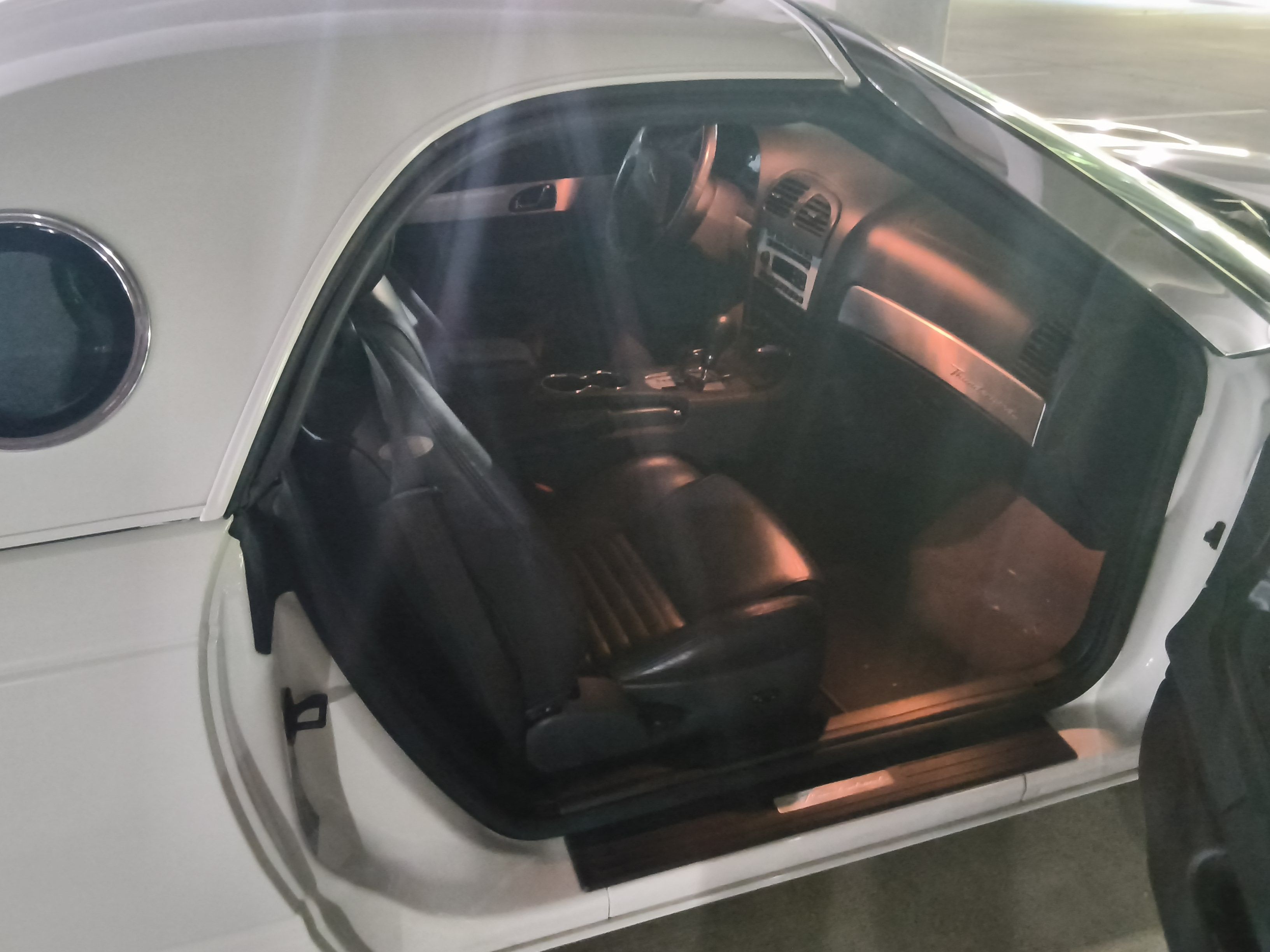 Used 2002 Ford Thunderbird RWD image 11