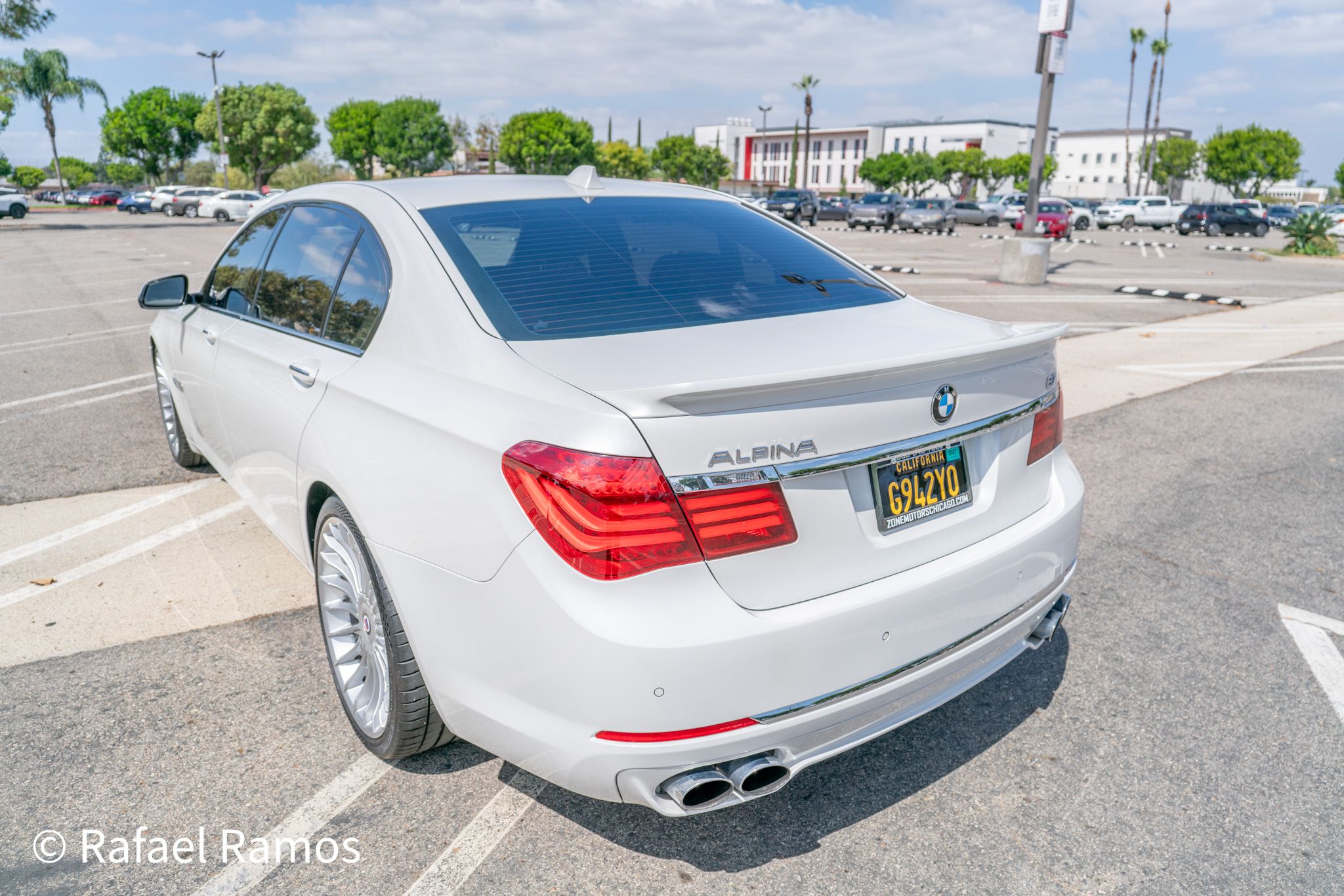 Used 2014 BMW ALPINA B7 xDrive LWB AWD/4WD image 6