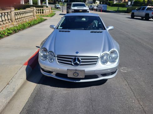 Used 2005 Mercedes-Benz SL 500 SL 500 Roadster 2D image 9