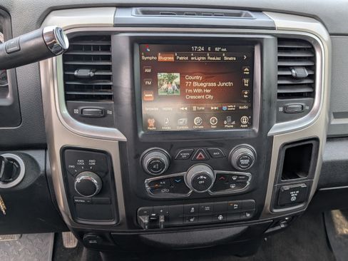 Used 2015 RAM 2500 Big Horn image 14