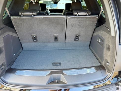 Used 2026 Cadillac Escalade Platinum Sport w/ LPO, ONYX Package image 11