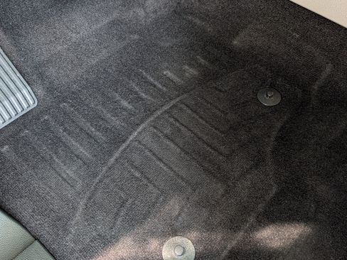 Used 2018 Ford F150 XLT w/ Equipment Group 302A Luxury AWD/4WD image 13