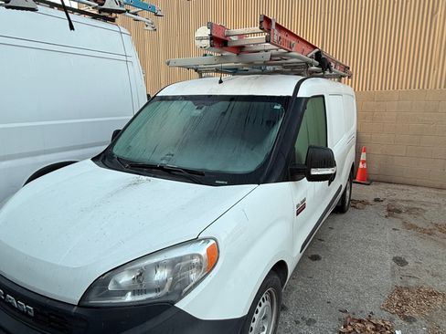 Used 2021 RAM ProMaster City Tradesman image 2