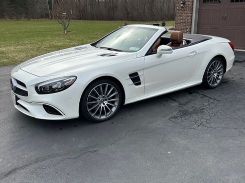 Used 2018 Mercedes-Benz SL 550 image 6