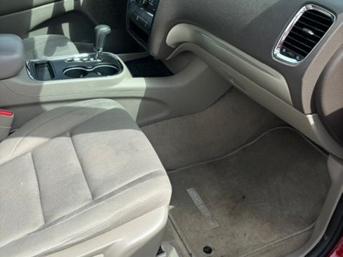 Used 2013 Dodge Durango SXT image 26