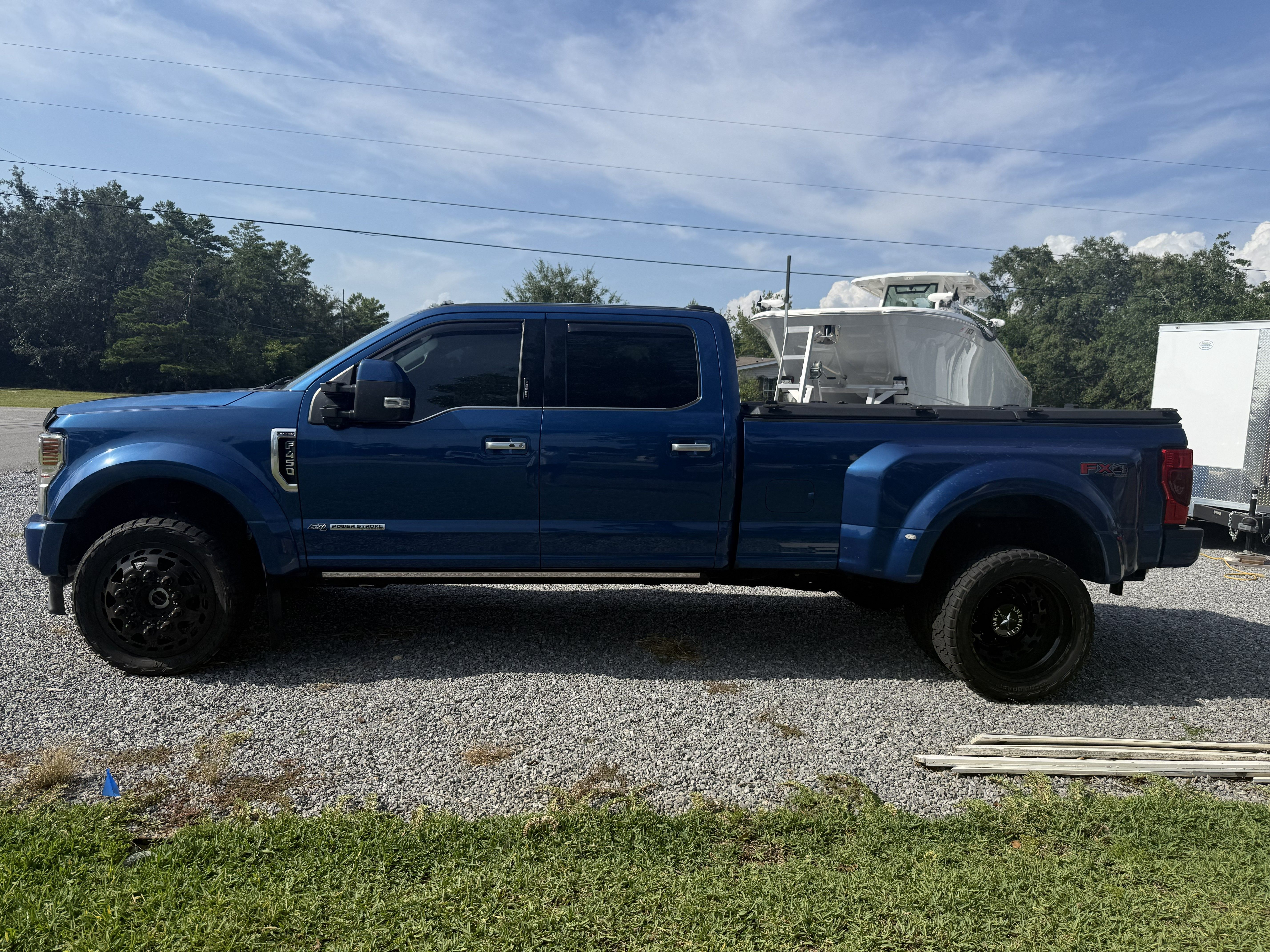 Used 2022 Ford F450 Limited w/ FX4 Off-Road Package AWD/4WD image 6
