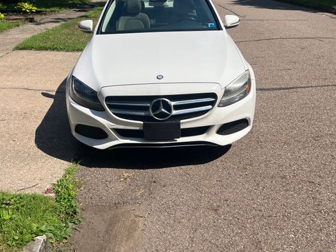 Used 2016 Mercedes-Benz C 300 4MATIC Sedan image 1