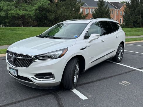 Used 2018 Buick Enclave Avenir AWD/4WD image 1