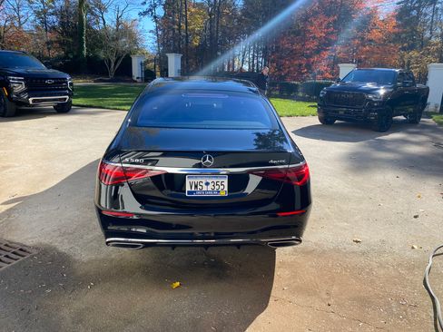 Used 2022 Mercedes-Benz S 580 4MATIC Sedan image 6