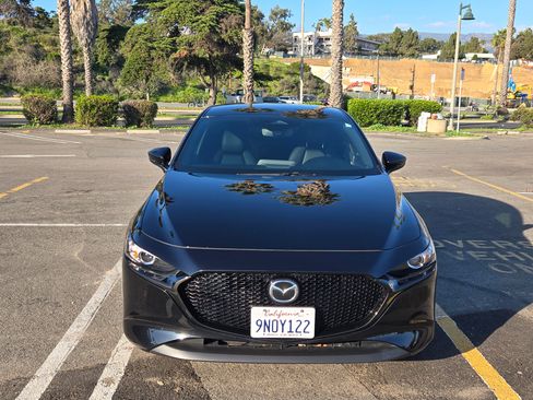 Used 2024 MAZDA MAZDA3 s image 2