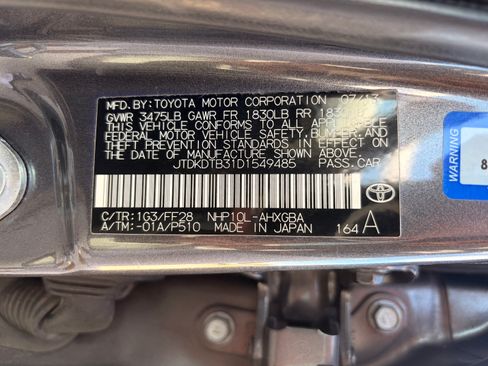 Used 2013 Toyota Prius C Three image 19