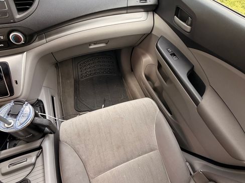 Used 2013 Honda CR-V LX image 6