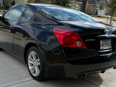 Used 2010 Nissan Altima 2.5 S image 6