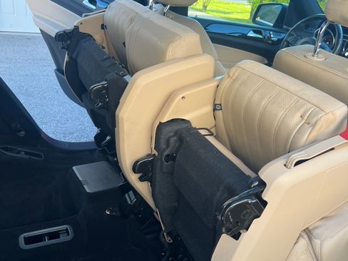 Used 2018 Mercedes-Benz GLS 450 4MATIC image 18