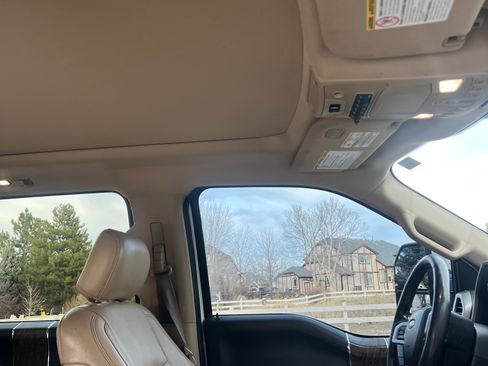 Used 2019 Ford F250 Lariat w/ Lariat Ultimate Package image 27