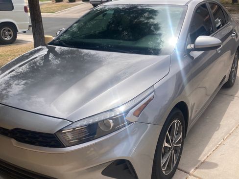 Used 2023 Kia Forte LXS FWD image 1