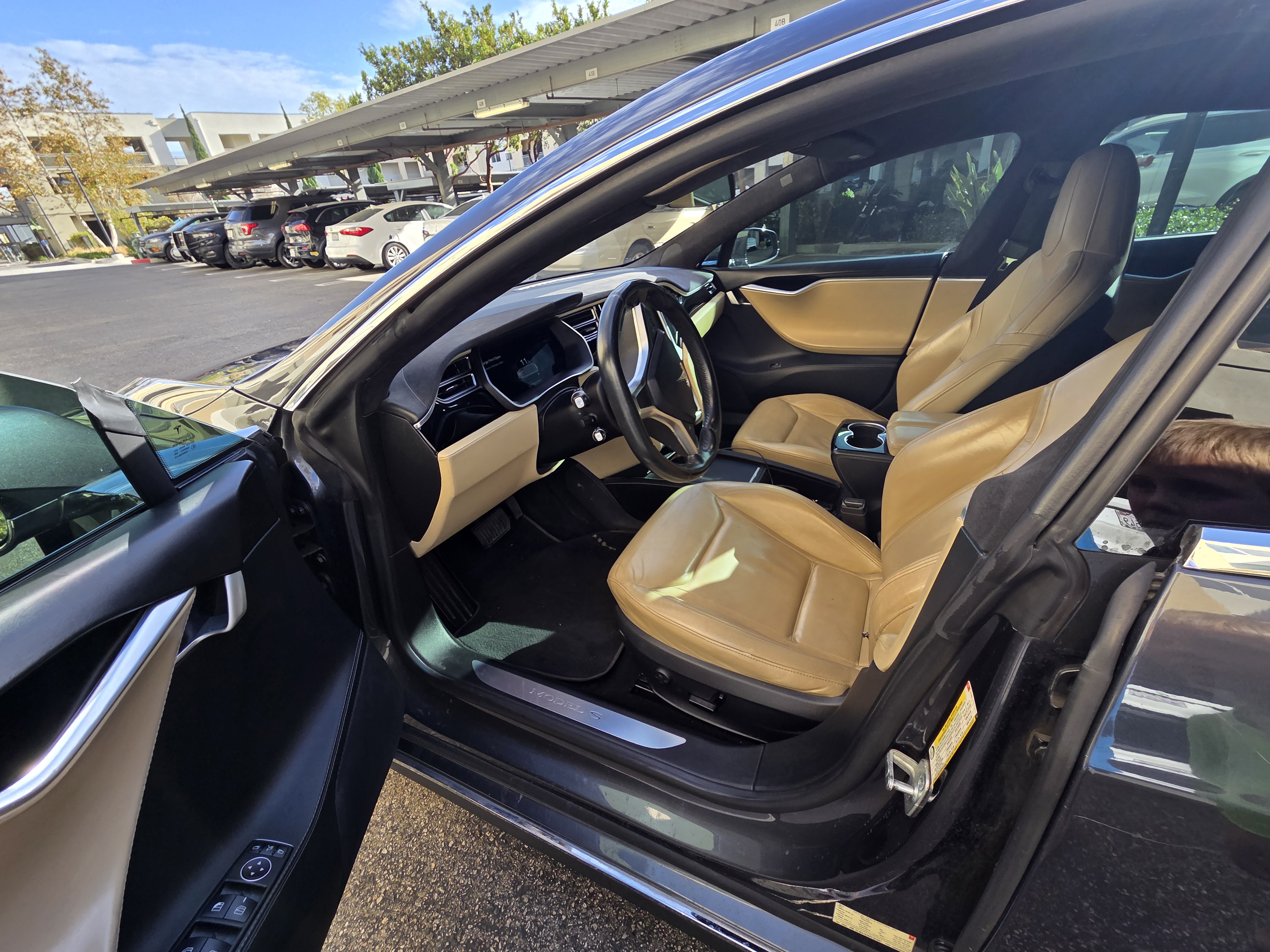 Used 2015 Tesla Model S 70D AWD/4WD image 17