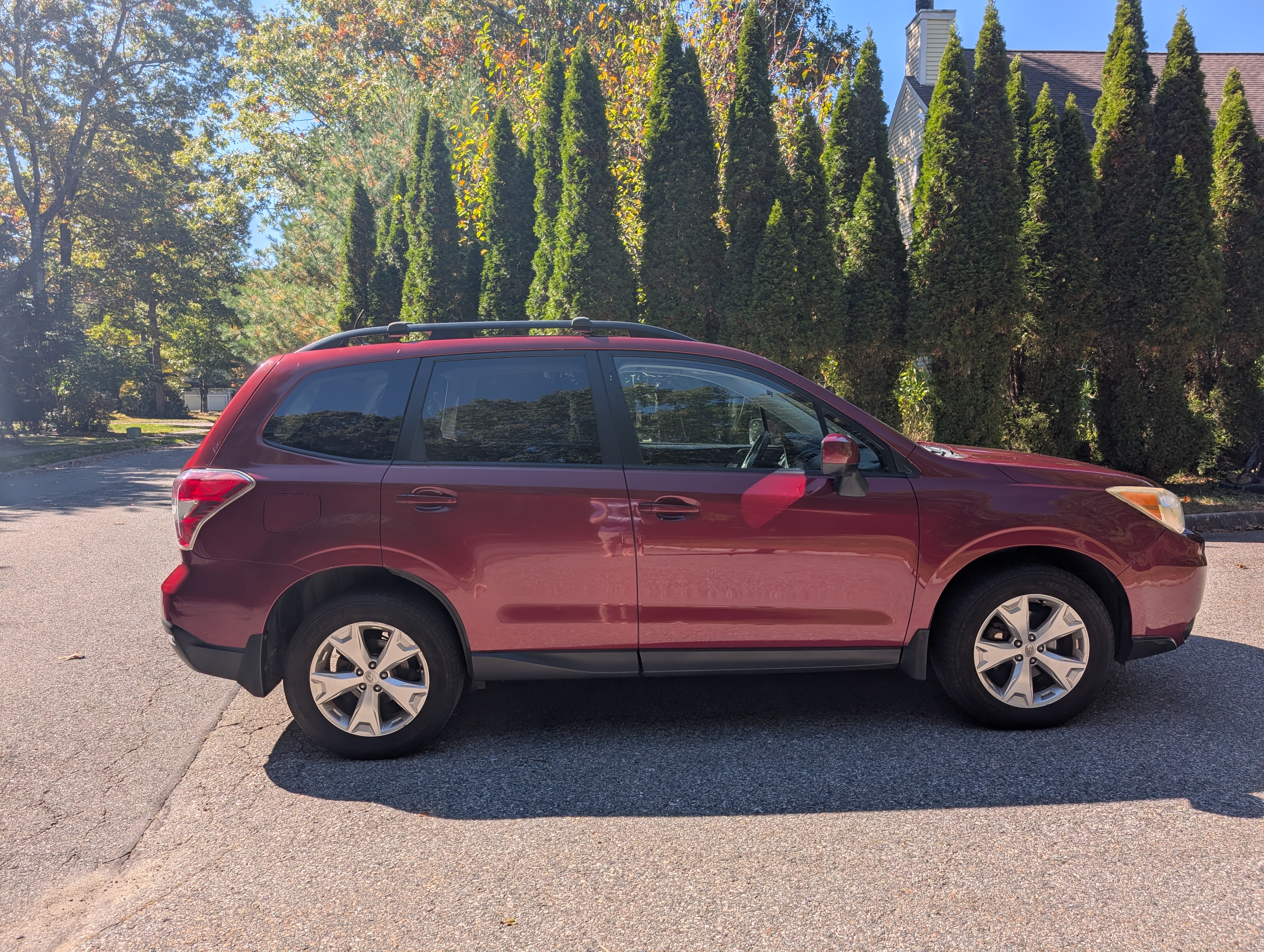 Used 2014 Subaru Forester 2.5i Premium w/ All-Weather Package AWD/4WD image 5