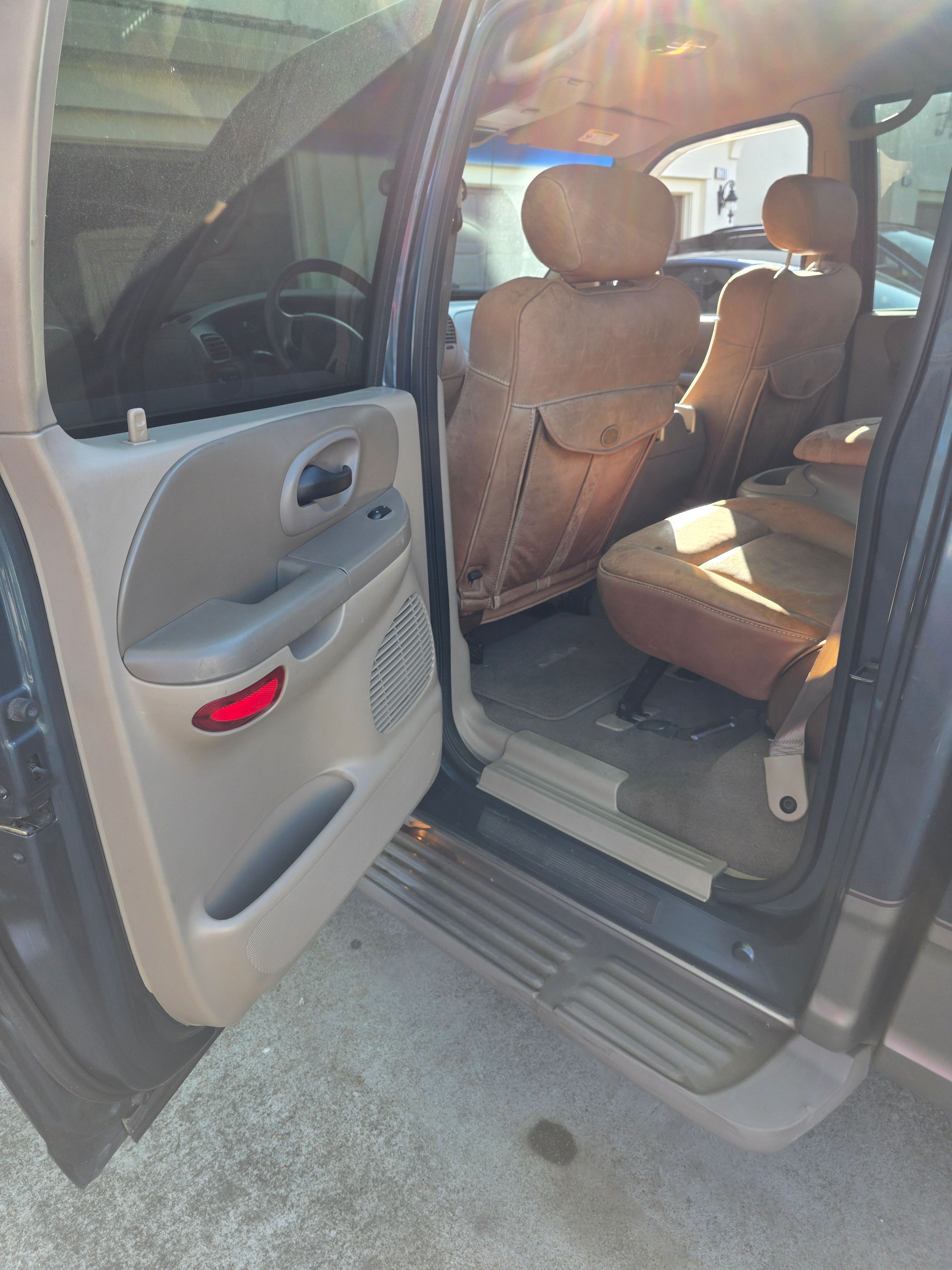 Used 2002 Ford F150 King Ranch RWD image 16