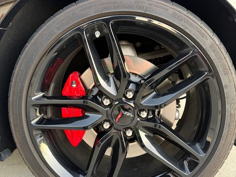 Used 2019 Chevrolet Corvette Stingray Coupe w/ 3LT Preferred Equipment Group image 11