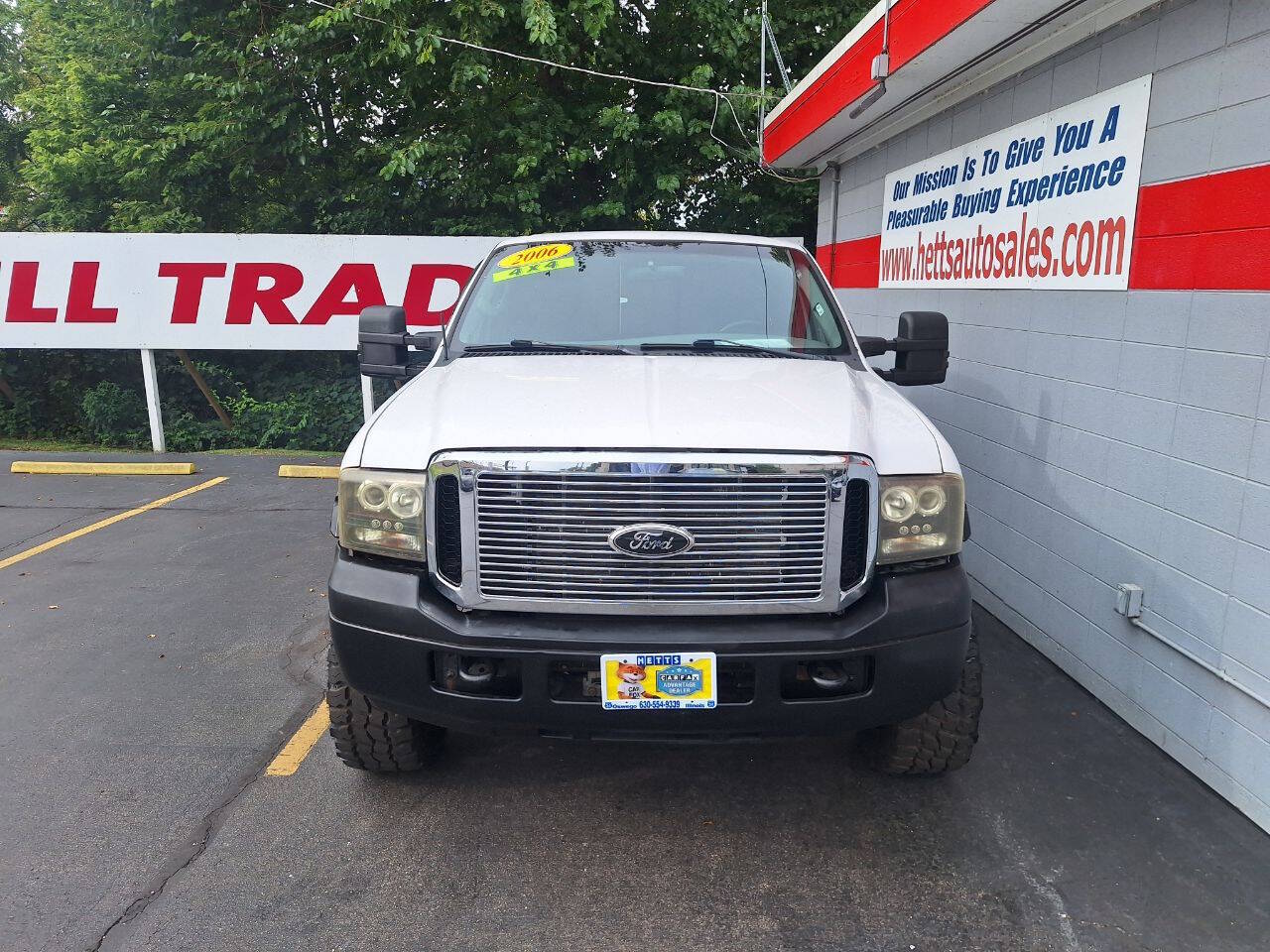 Used 2006 Ford F250 XL AWD/4WD image 1