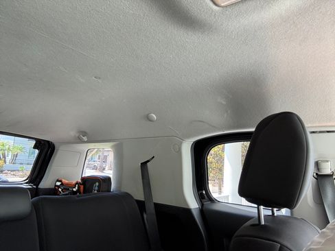 Used 2012 Toyota FJ Cruiser 4WD w/ Convenience Pkg image 24