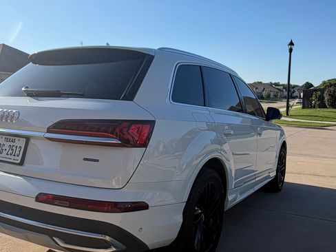 Used 2021 Audi Q7 2.0T Premium Plus AWD/4WD image 2