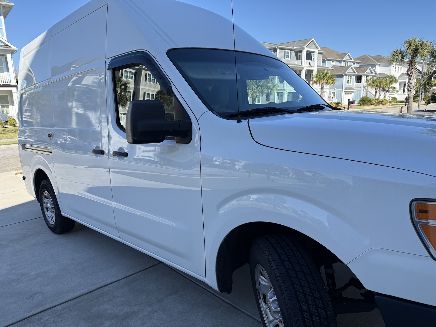 Used 2018 Nissan NV 2500 SV RWD image 13