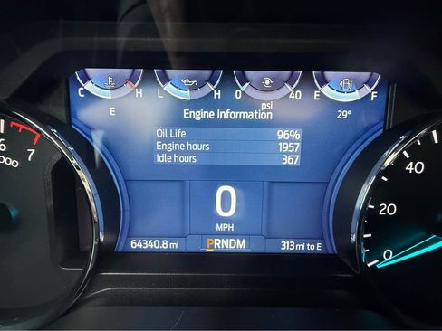 Used 2023 Ford Expedition XLT image 12