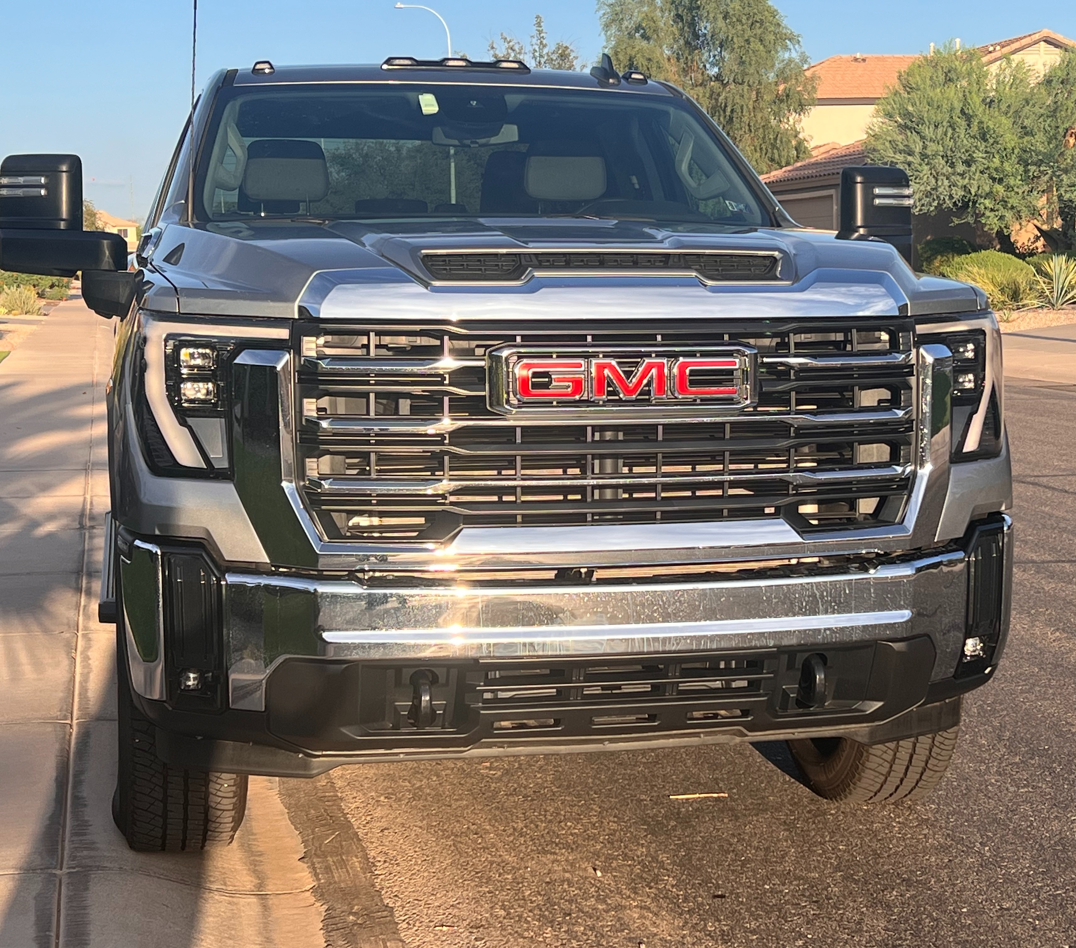 Used 2026 GMC Sierra 2500 SLE w/ SLE Value Package; AWD/4WD image 4