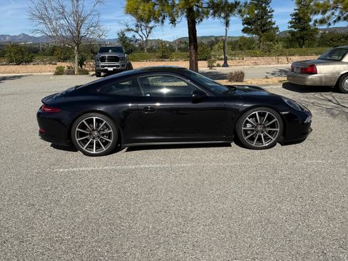 Used 2014 Porsche 911 Carrera 4 AWD/4WD image 5