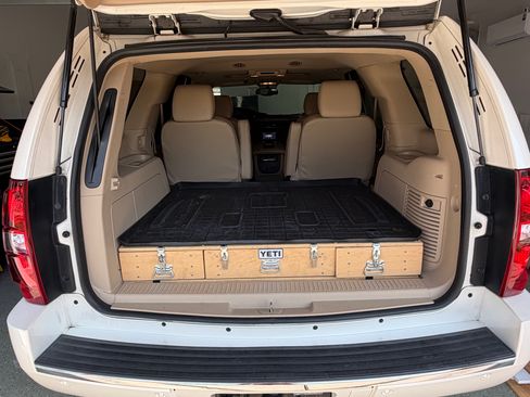 Used 2012 Chevrolet Tahoe LTZ AWD/4WD image 19