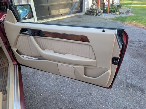 Used 1993 Mercedes-Benz 300 CE Convertible image 18