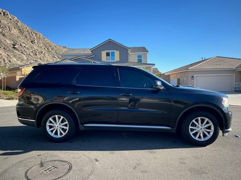 Used 2019 Dodge Durango SXT image 9