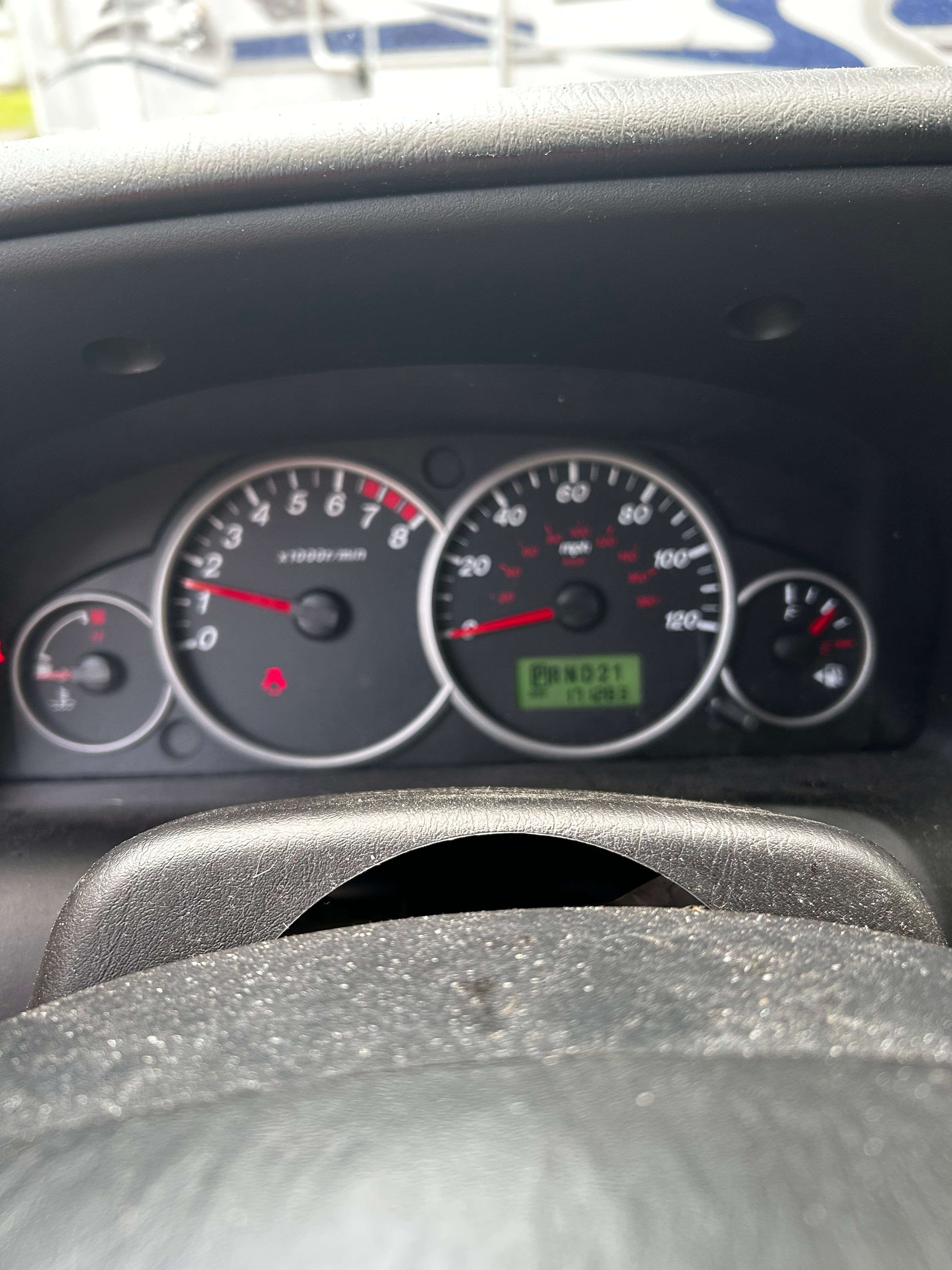 Used 2005 MAZDA Tribute I w/ Premium Pkg FWD image 2