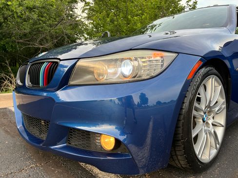 Used 2011 BMW 335i Sedan RWD image 17