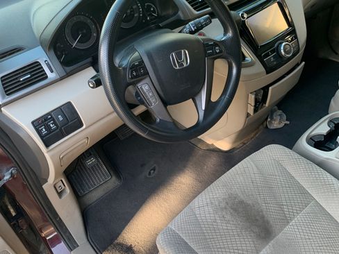 Used 2015 Honda Odyssey EX image 11