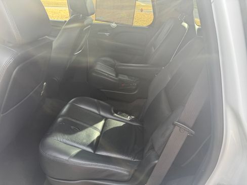 Used 2007 GMC Yukon SLT w/ SLT Preferred Equipment Group image 15