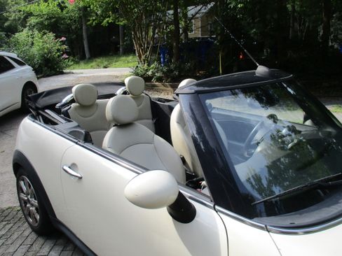 Used 2012 MINI Cooper S image 4