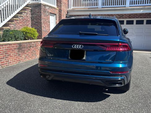 Used 2020 Audi Q8 Premium Plus w/ Premium Plus Package AWD/4WD image 9