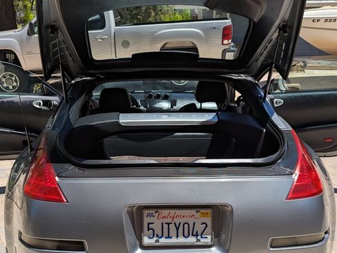 Used 2004 Nissan 350Z Touring w/ Aerodynamics Pkg image 11