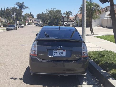 Used 2009 Toyota Prius w/ Pkg 2 FWD image 4