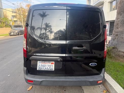 Used 2015 Ford Transit Connect XLT image 8