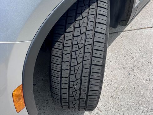 Used 2013 Volkswagen Tiguan SE image 5