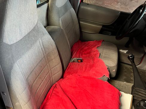 Used 1997 Ford Ranger 2WD Regular Cab image 13