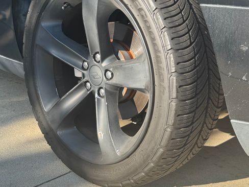 Used 2017 Dodge Challenger R/T image 11