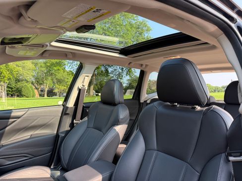 Used 2019 Subaru Forester Limited AWD/4WD image 19