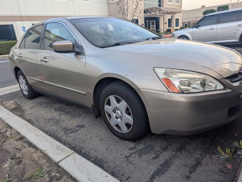 Used 2005 Honda Accord LX image 8