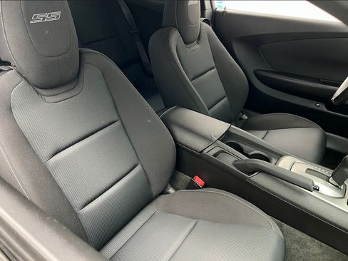 Used 2010 Chevrolet Camaro SS w/ RS Package RWD image 10